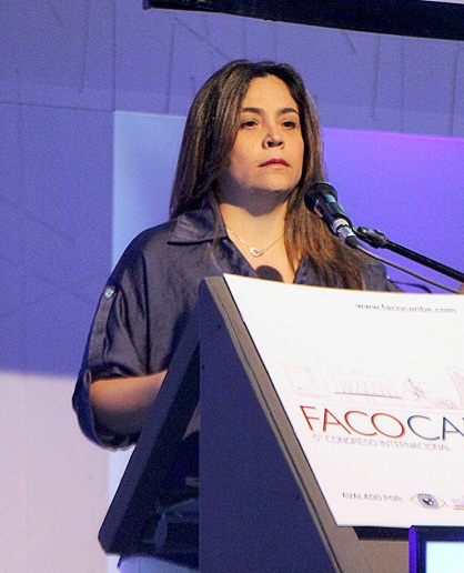 ximena Caso Cristalino: Cirugía de cataratas con Femtosegundo