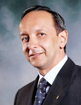 eduardo-viteri-c-web Caso Refractiva Astigmatismo Irregular, Queratocono