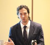 Dr. Roger Zaldivar